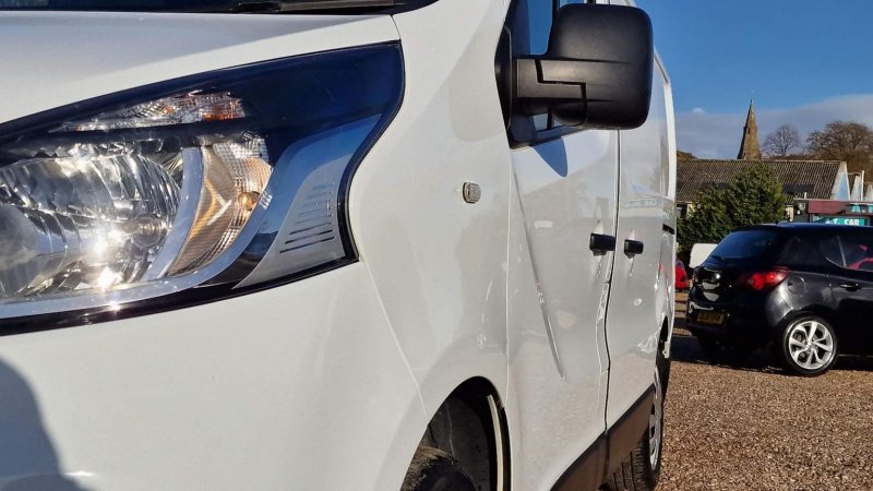 RENAULT TRAFIC