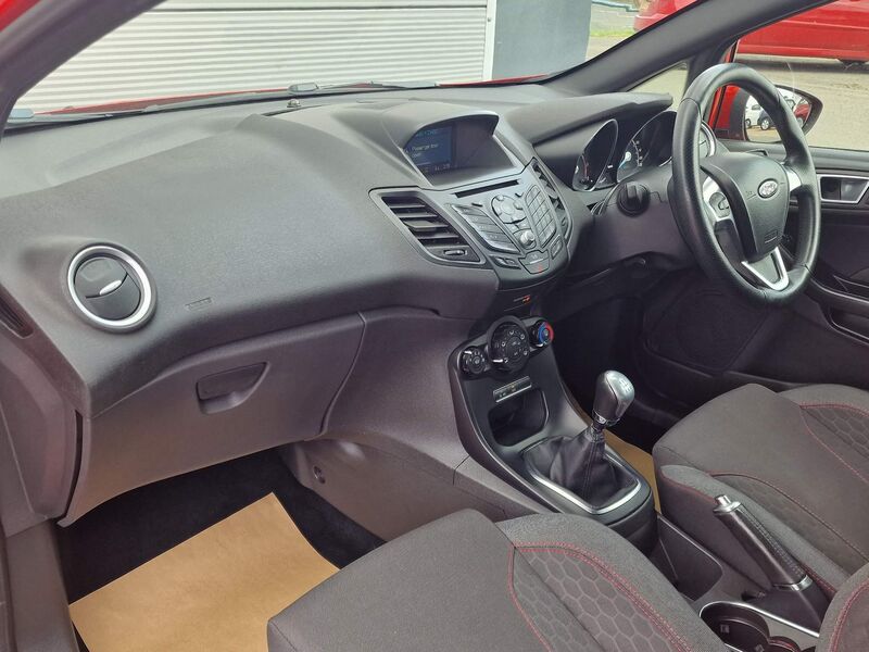 FORD FIESTA
