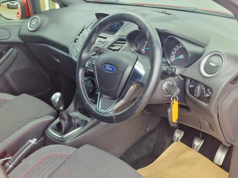 FORD FIESTA