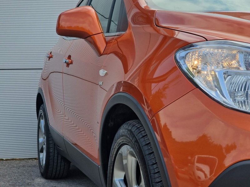 VAUXHALL MOKKA