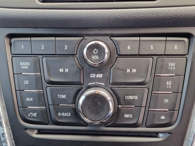 VAUXHALL MOKKA