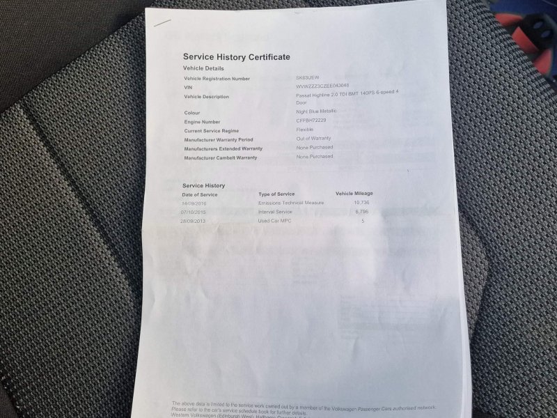 VOLKSWAGEN PASSAT