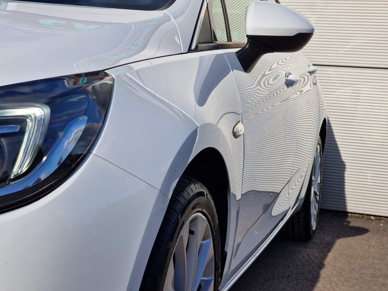 VAUXHALL ASTRA