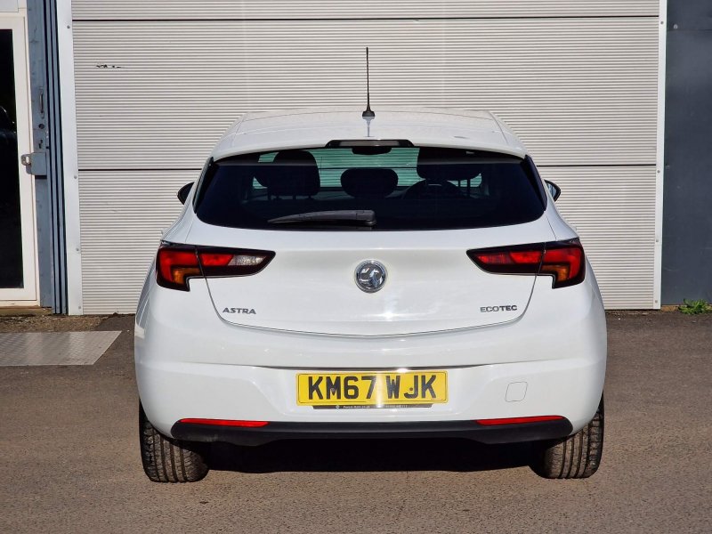 VAUXHALL ASTRA