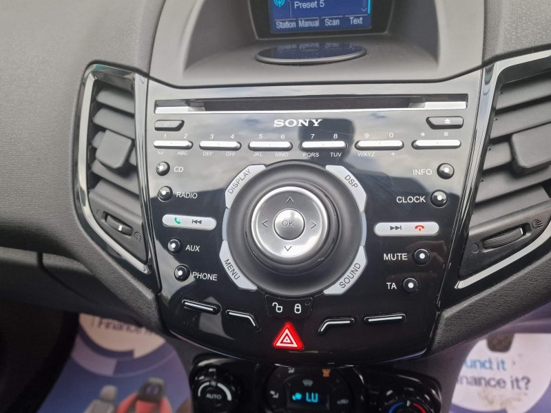 FORD FIESTA
