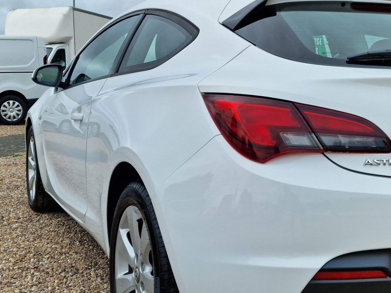 VAUXHALL ASTRA GTC