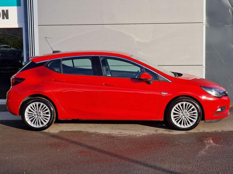 VAUXHALL ASTRA