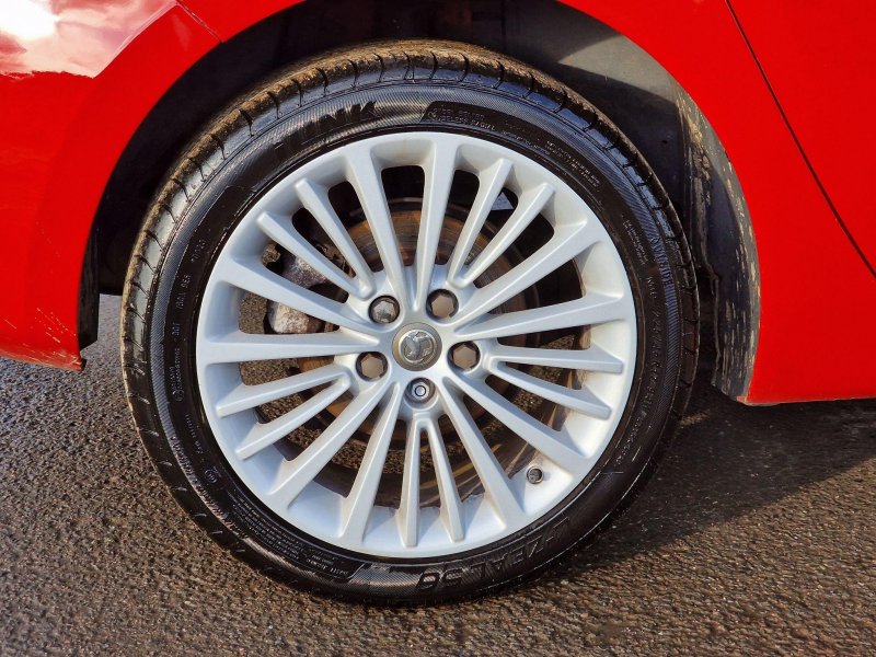 VAUXHALL ASTRA