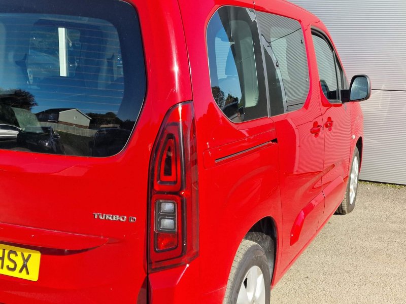 VAUXHALL COMBO