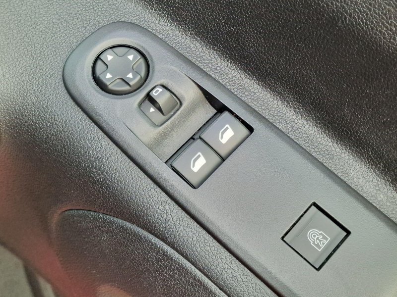VAUXHALL COMBO
