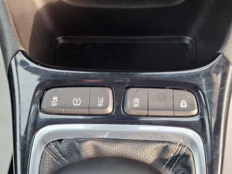 VAUXHALL CROSSLAND X
