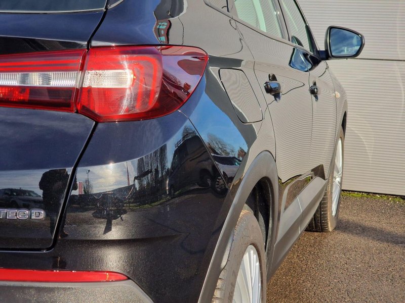 VAUXHALL GRANDLAND X
