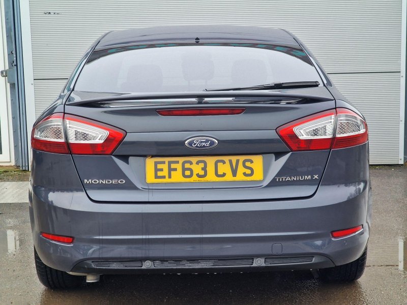 FORD MONDEO