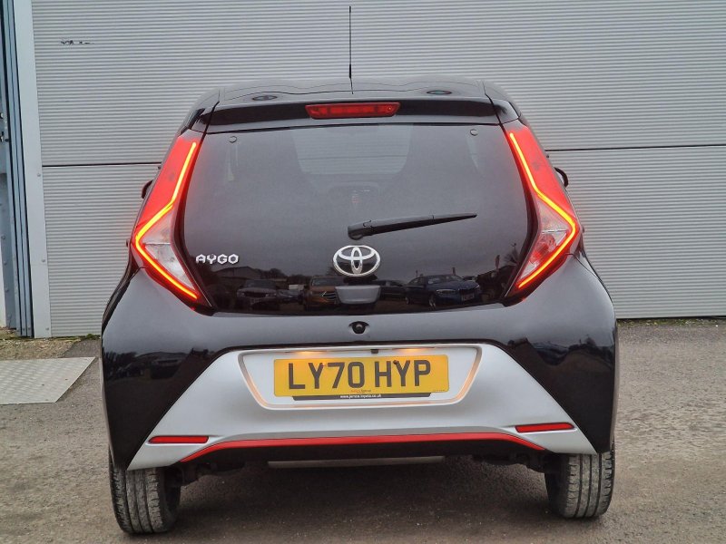 TOYOTA AYGO