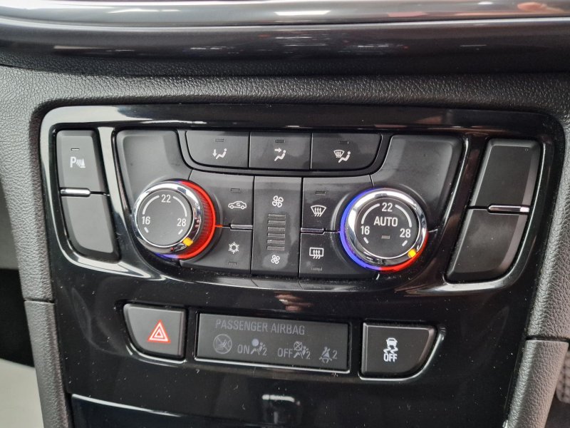 VAUXHALL MOKKA X