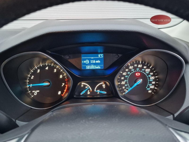 FORD FOCUS