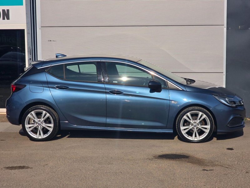 VAUXHALL ASTRA