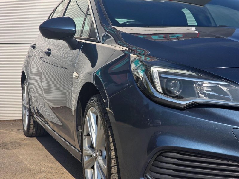 VAUXHALL ASTRA