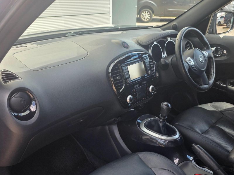 NISSAN JUKE