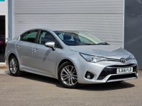 TOYOTA AVENSIS